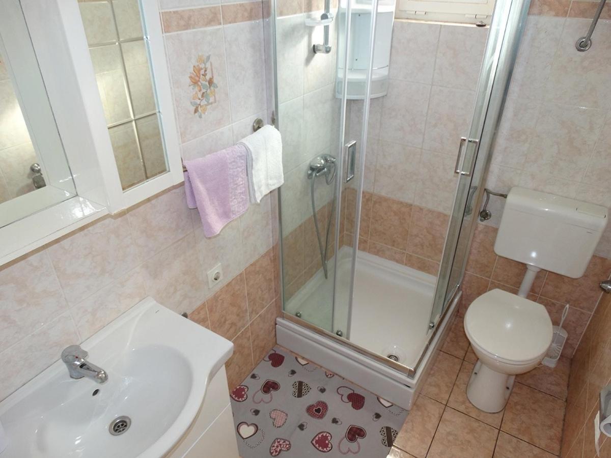 Apartments By The Sea Pag - 16100 باغ المظهر الخارجي الصورة