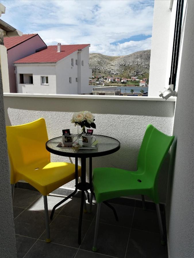 Apartments By The Sea Pag - 16100 باغ المظهر الخارجي الصورة