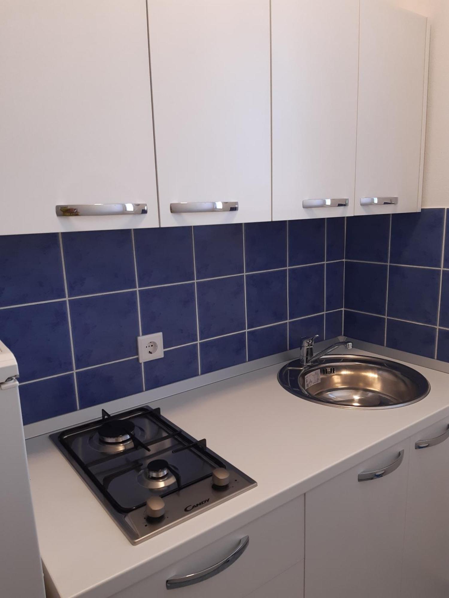 Apartments By The Sea Pag - 16100 باغ الغرفة الصورة